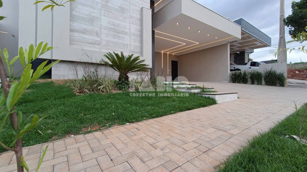 Casa de Condomínio com 3 quartos à venda, 165m² — foto 3 de 28