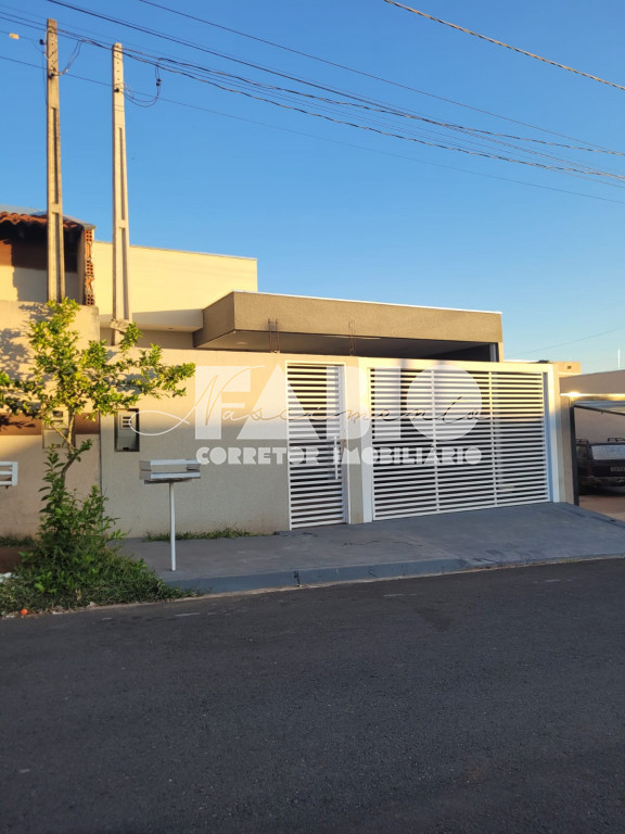 Casa com 2 quartos à venda, 84m² — foto 2 de 30
