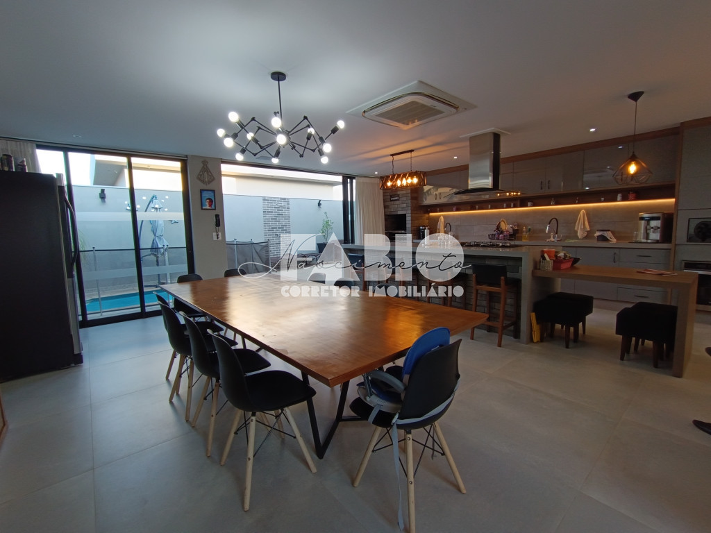 Casa de Condomínio com 3 quartos à venda, 226m² — foto 23 de 30
