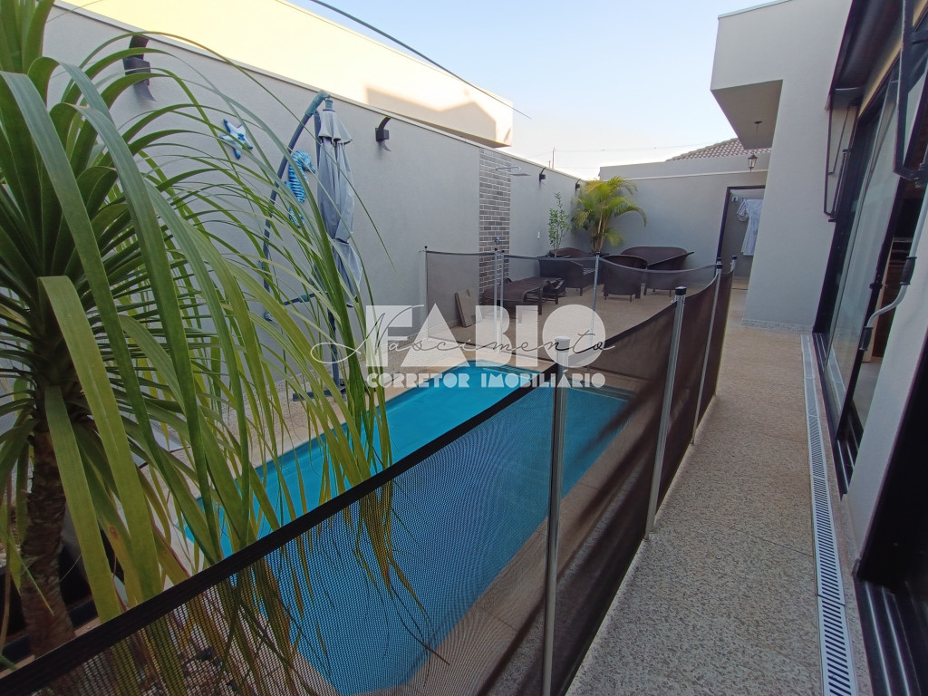 Casa de Condomínio com 3 quartos à venda, 226m² — foto 19 de 30
