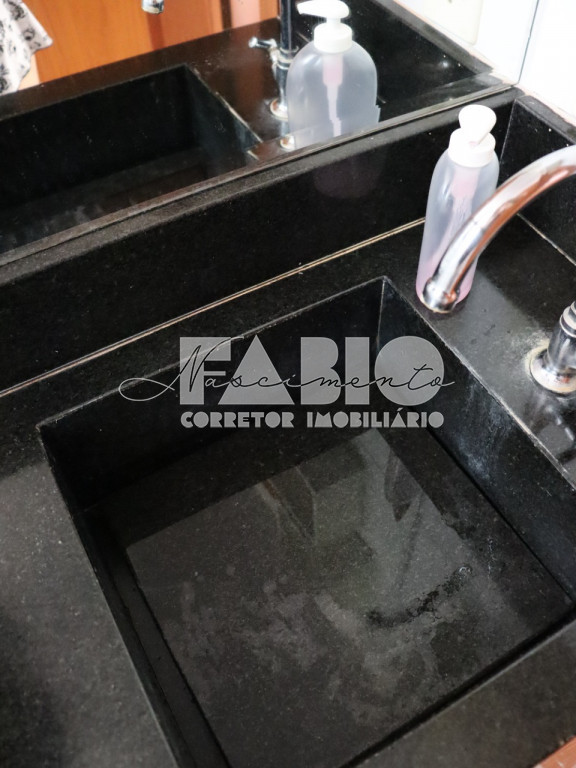 Apartamento com 2 quartos à venda, 70m² — foto 14 de 29