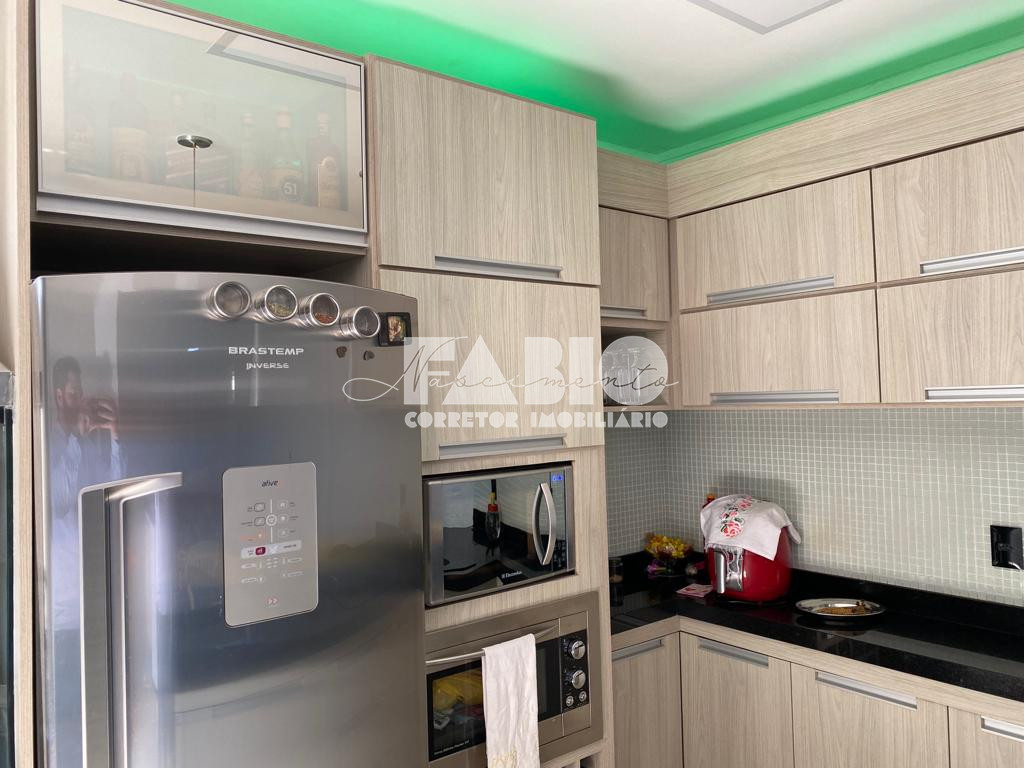 Casa de Condomínio com 3 quartos à venda, 140m² — foto 8 de 30