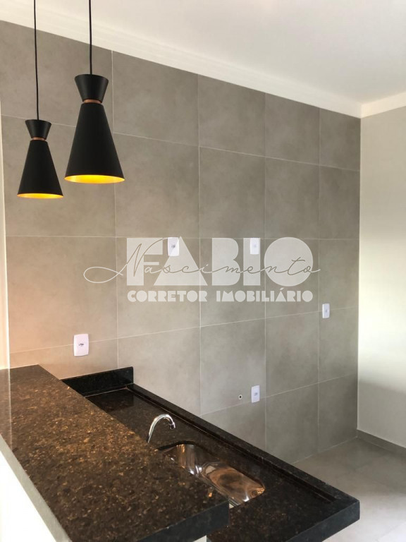 Casa com 2 quartos à venda, 61m² — foto 3 de 9