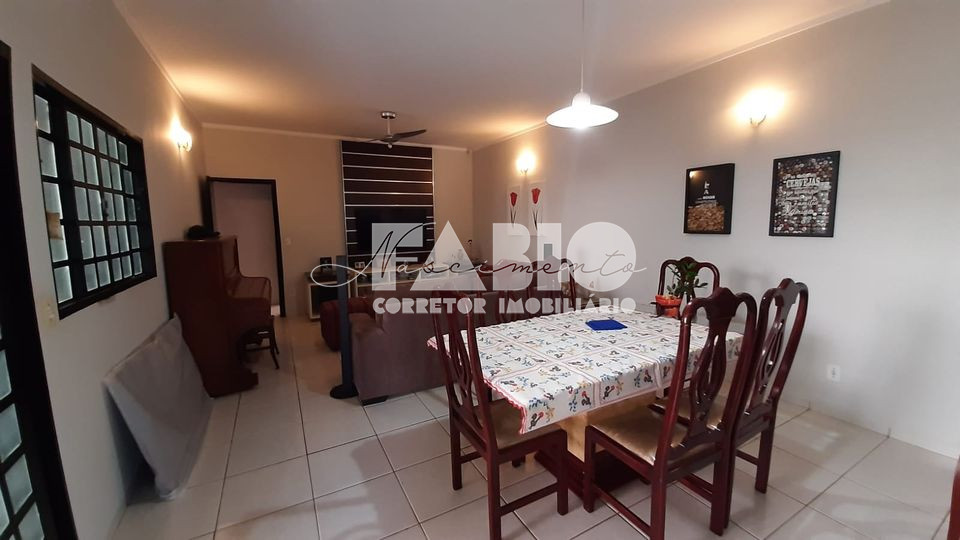Casa com 3 quartos à venda, 140m² — foto 8 de 16