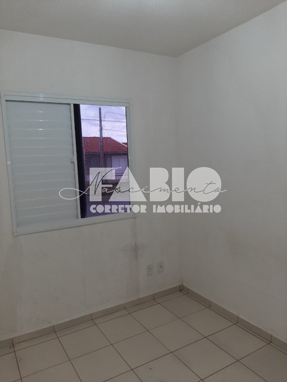 Casa de Condomínio com 2 quartos à venda, 60m² — foto 2 de 21