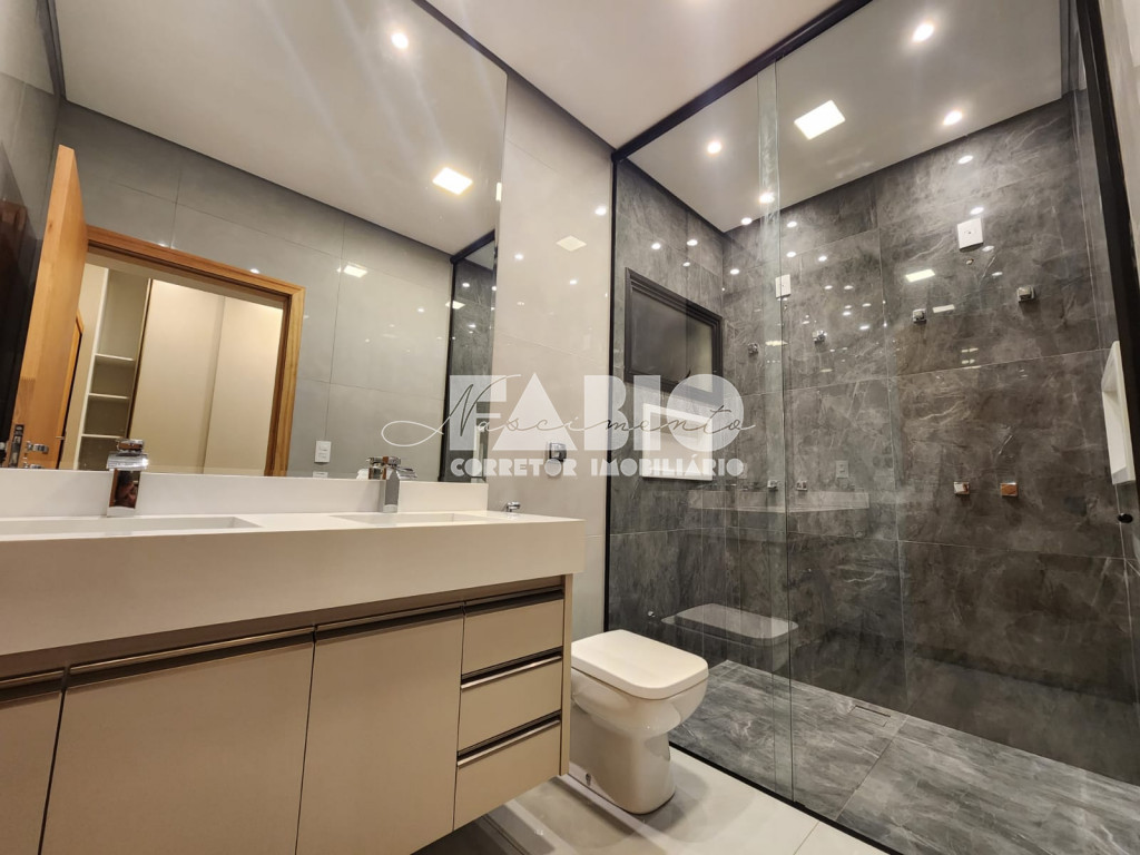 Casa de Condomínio com 4 quartos à venda, 270m² — foto 5 de 17