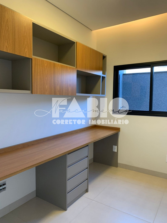 Casa de Condomínio com 3 quartos à venda, 210m² — foto 8 de 30
