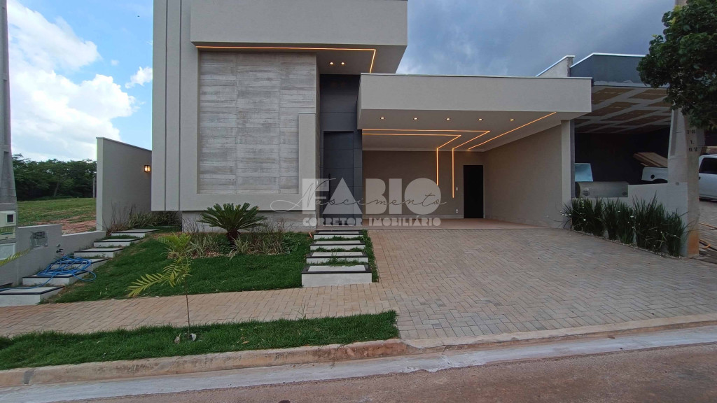 Casa de Condomínio com 3 quartos à venda, 165m² — foto 4 de 28