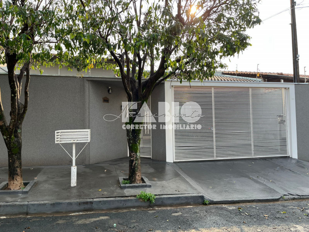 Casa com 2 quartos à venda, 120m² — foto 1 de 27