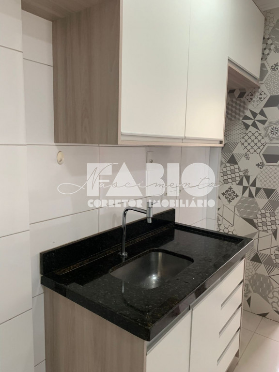 Apartamento com 2 quartos à venda, 73m² — foto 2 de 29