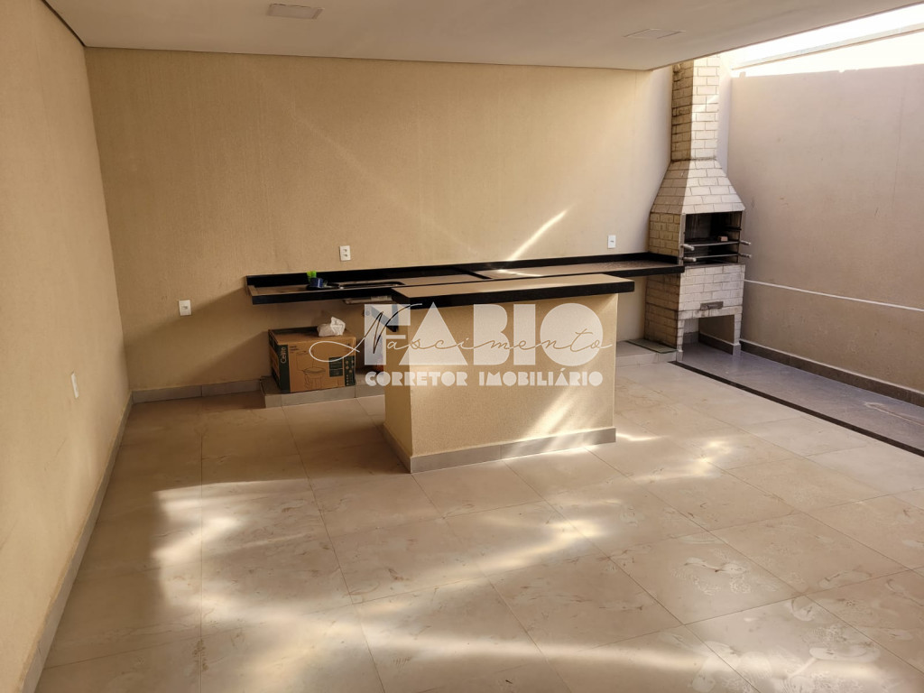 Casa com 2 quartos à venda, 70m² — foto 3 de 5