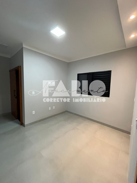Casa com 3 quartos à venda, 108m² — foto 14 de 23