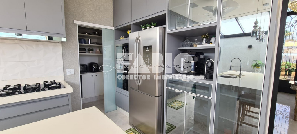Casa de Condomínio com 4 quartos à venda, 300m² — foto 22 de 30