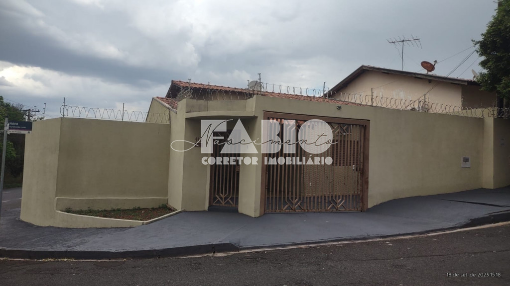 Casa com 2 quartos à venda, 100m² — foto 1 de 18