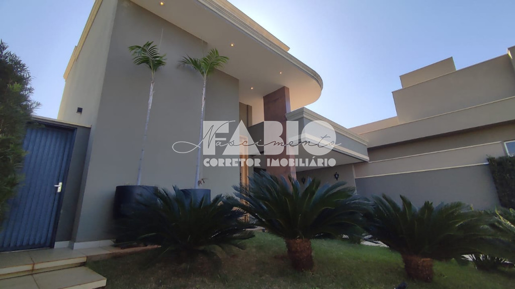 Casa de Condomínio com 3 quartos à venda, 260m² — foto 2 de 20