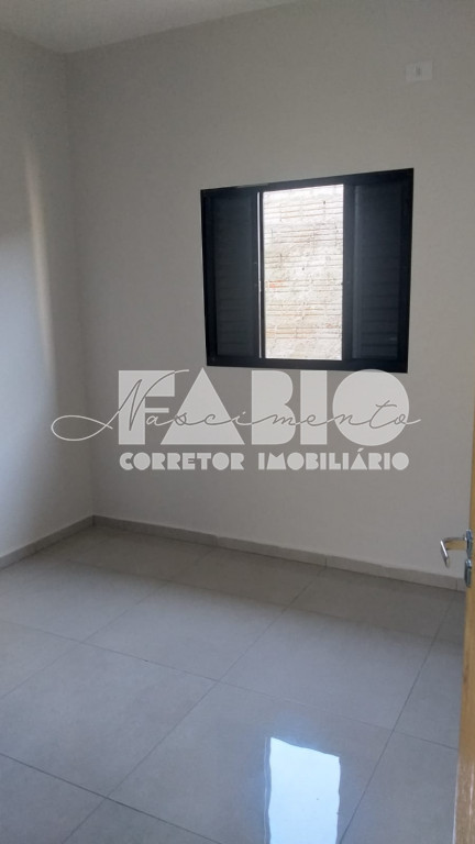 Casa com 3 quartos à venda, 74m² — foto 5 de 9