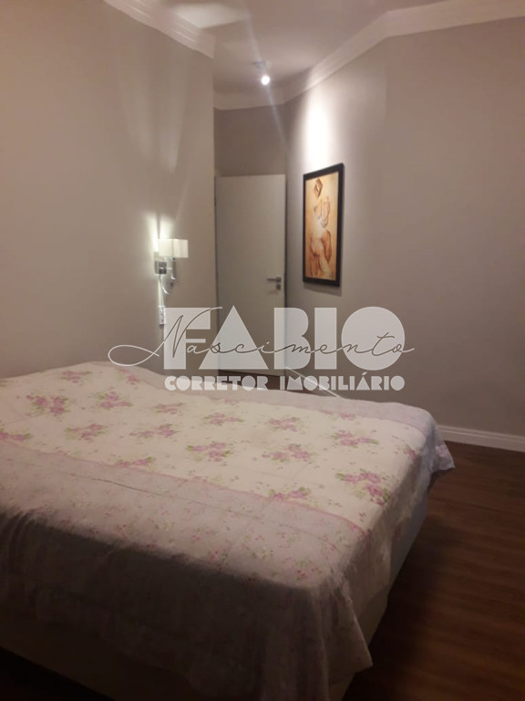Casa de Condomínio com 3 quartos à venda, 222m² — foto 14 de 30