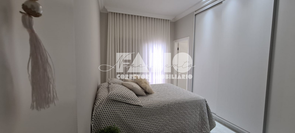 Casa de Condomínio com 4 quartos à venda, 300m² — foto 13 de 30