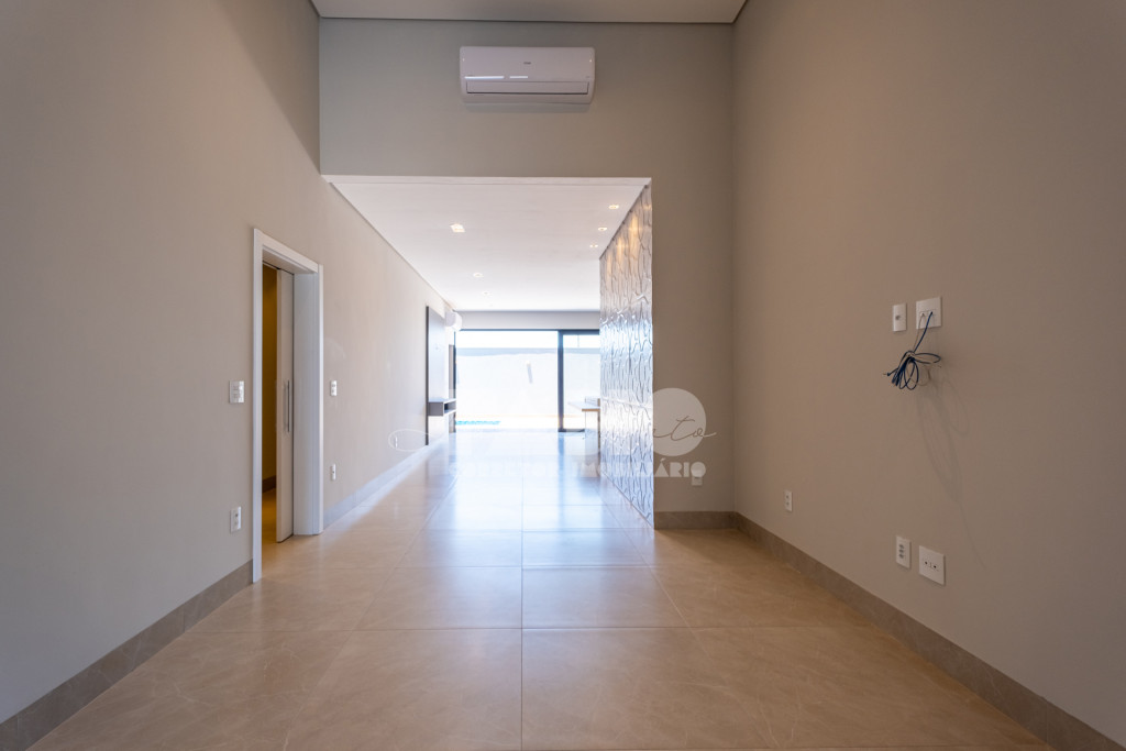 Casa de Condomínio com 3 quartos à venda, 215m² — foto 8 de 29