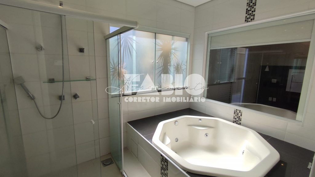 Casa de Condomínio com 4 quartos à venda, 260m² — foto 13 de 30