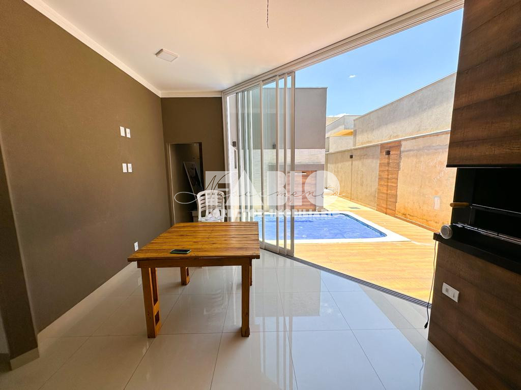 Casa de Condomínio com 3 quartos à venda, 182m² — foto 7 de 17