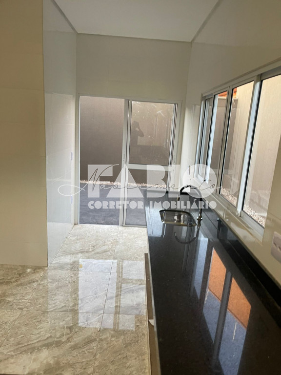 Casa com 3 quartos à venda, 121m² — foto 4 de 16