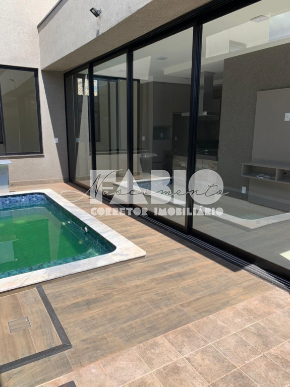 Casa de Condomínio com 3 quartos à venda, 250m² — foto 5 de 30