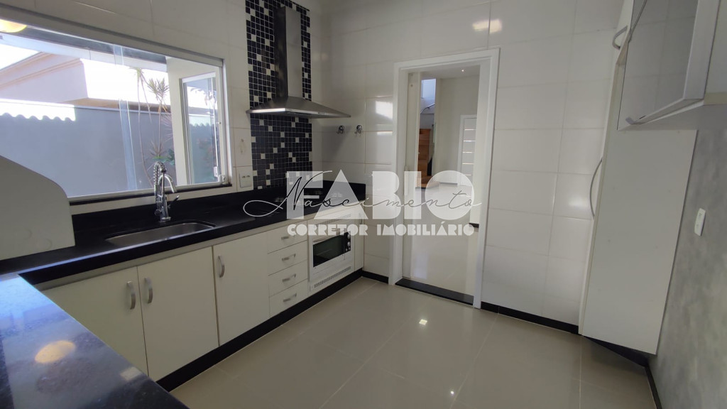Casa de Condomínio com 4 quartos à venda, 260m² — foto 24 de 30