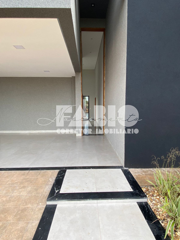 Casa de Condomínio com 3 quartos à venda, 173m² — foto 2 de 25