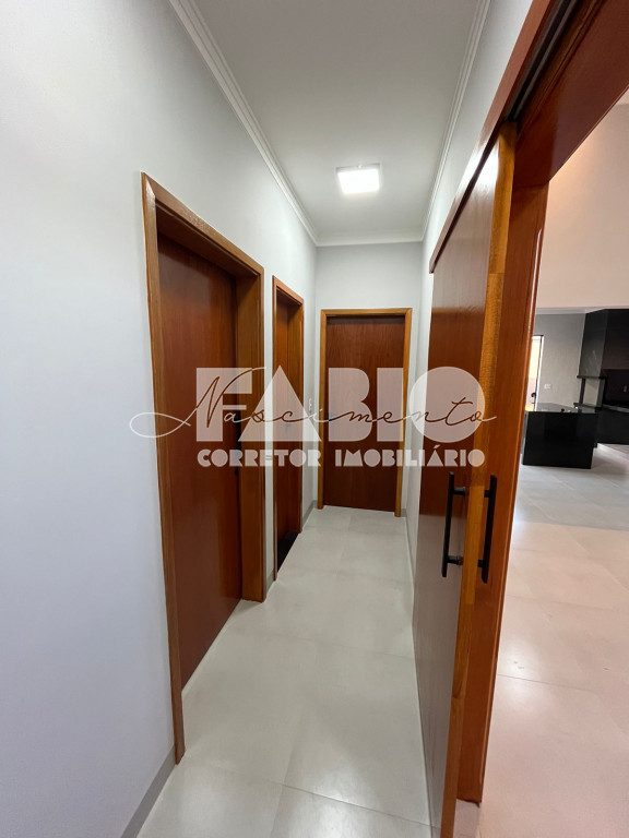Casa com 3 quartos à venda, 108m² — foto 8 de 23