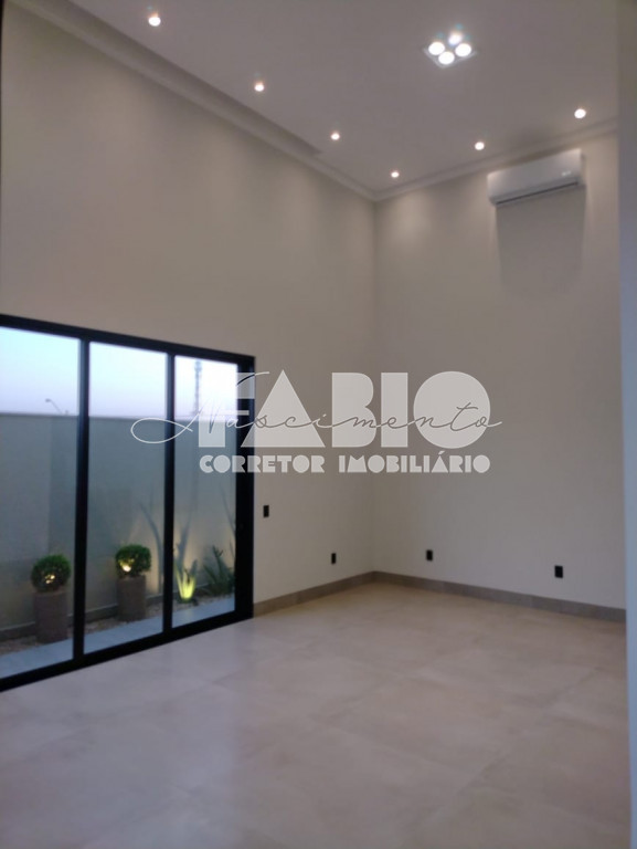 Casa de Condomínio com 3 quartos à venda, 230m² — foto 16 de 23