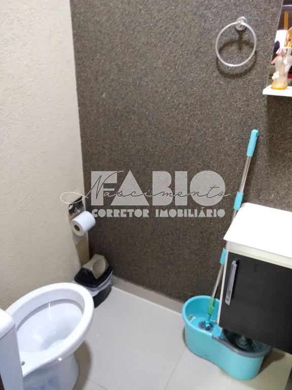Casa com 3 quartos à venda, 145m² — foto 4 de 21