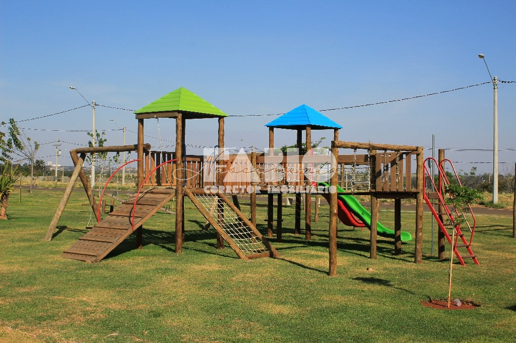 Terreno / Lote / Condomínio  à venda, 275m² — foto 2 de 5
