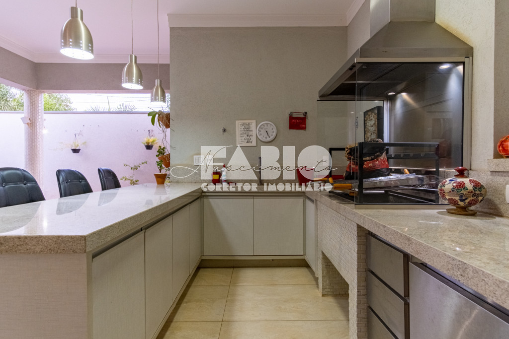 Casa de Condomínio com 3 quartos à venda, 260m² — foto 17 de 30