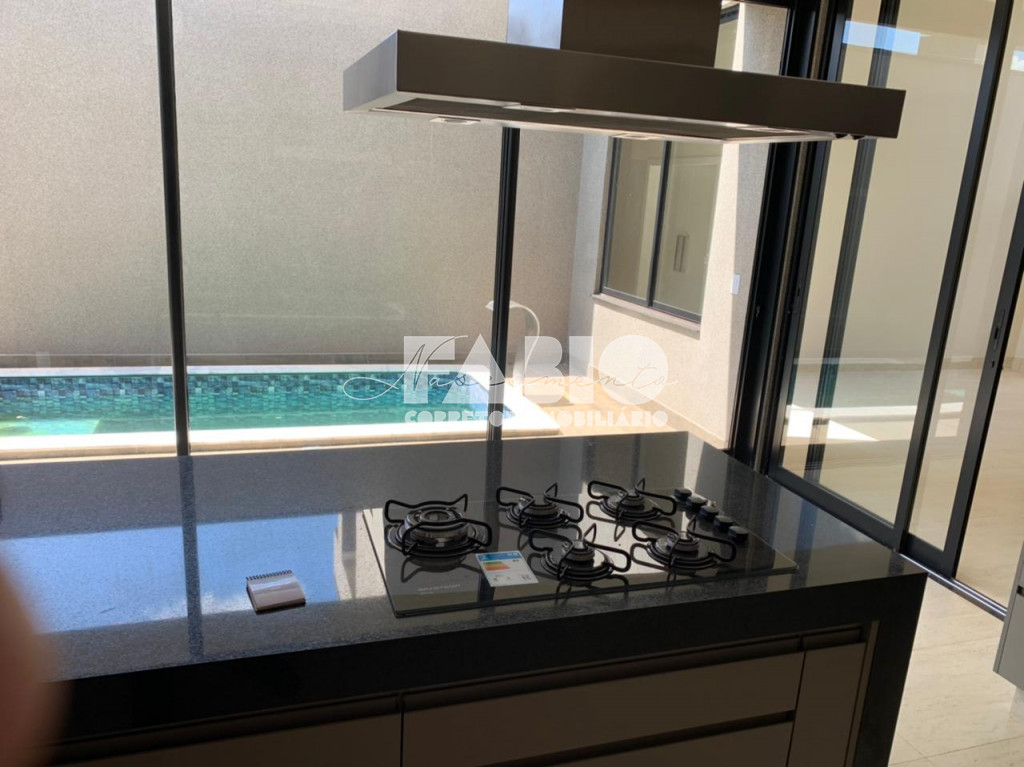 Casa de Condomínio com 3 quartos à venda, 250m² — foto 9 de 30