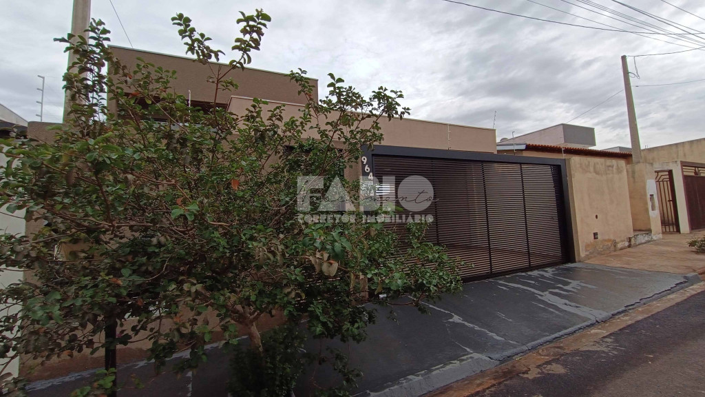 Casa com 2 quartos à venda, 154m² — foto 2 de 19
