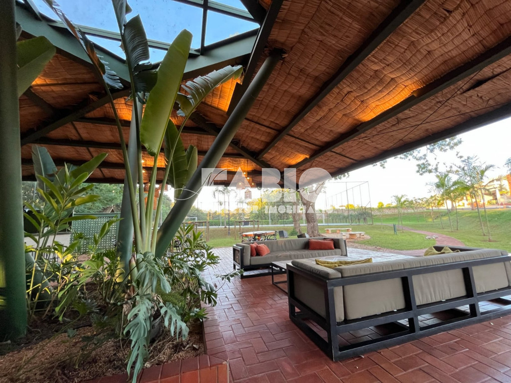 Casa de Condomínio com 4 quartos à venda, 250m² — foto 25 de 29