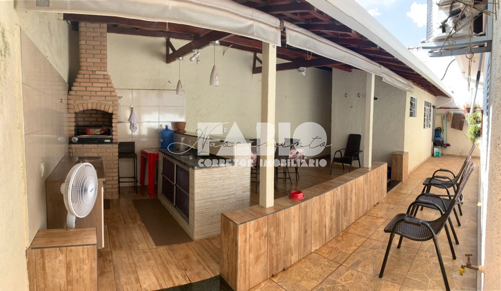 Casa com 3 quartos à venda, 180m² — foto 16 de 21