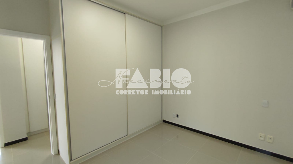 Casa de Condomínio com 4 quartos à venda, 260m² — foto 22 de 30