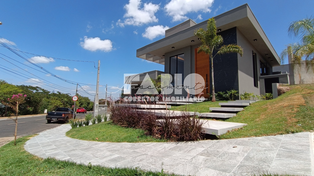 Casa de Condomínio com 3 quartos à venda, 202m² — foto 1 de 22