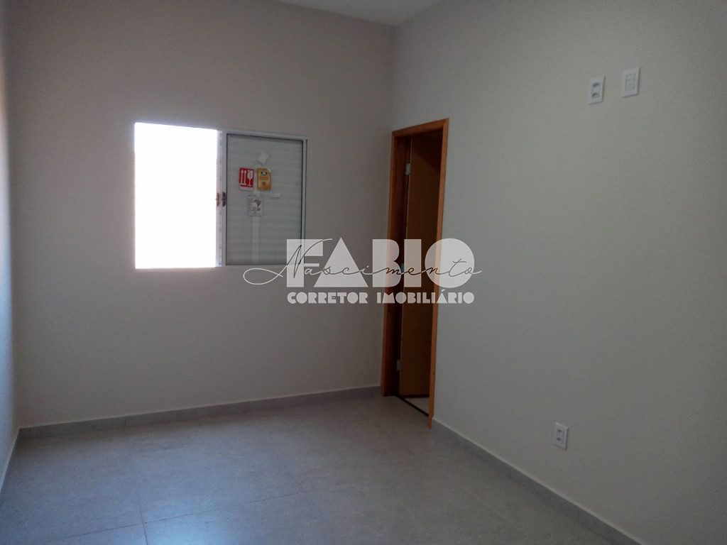 Casa com 3 quartos à venda, 75m² — foto 10 de 11