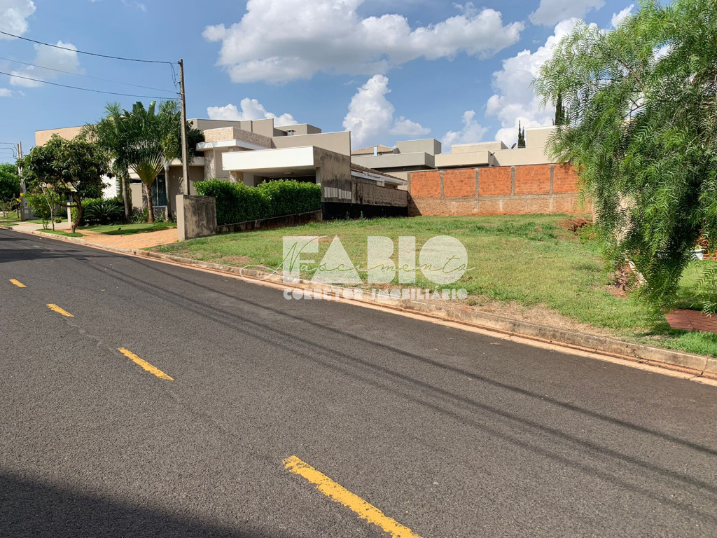 Terreno / Lote / Condomínio  à venda, 400m² — foto 5 de 7