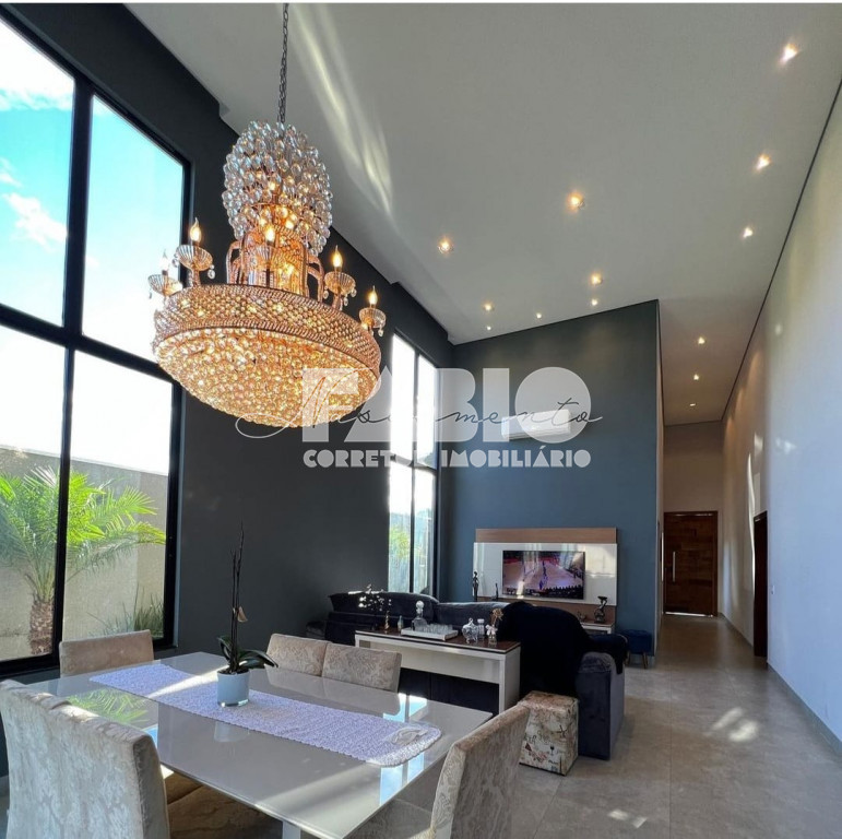 Casa de Condomínio com 3 quartos à venda, 210m² — foto 3 de 10