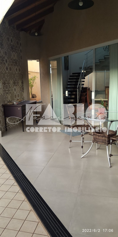 Casa de Condomínio com 3 quartos à venda, 236m² — foto 22 de 30