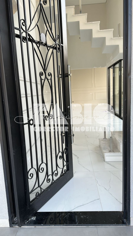 Casa de Condomínio com 3 quartos à venda, 300m² — foto 4 de 29