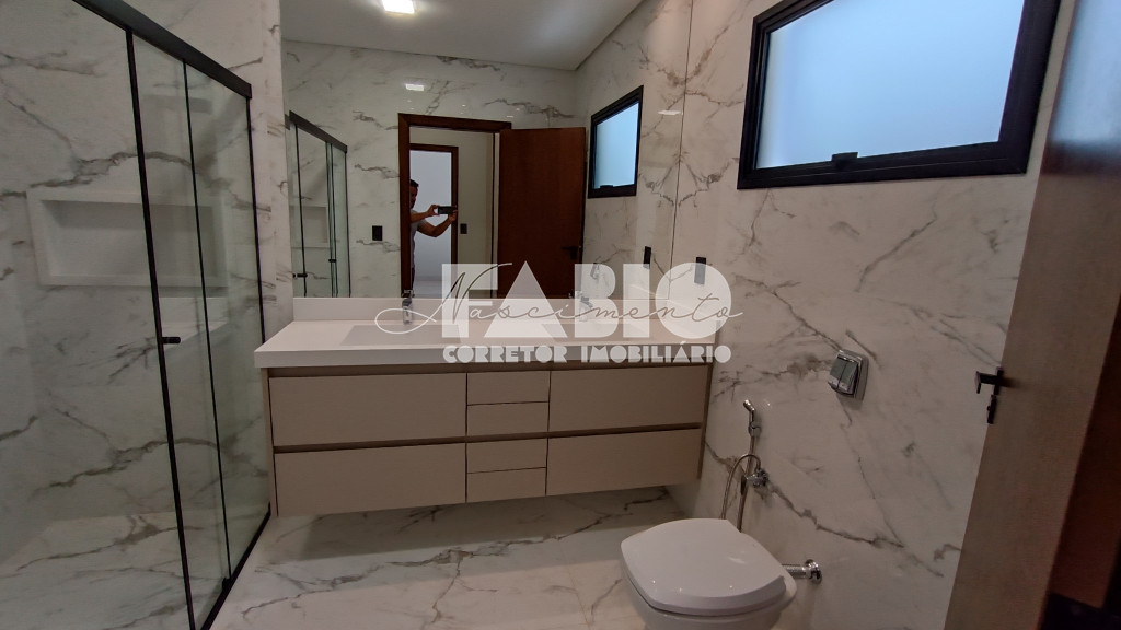 Casa de Condomínio com 3 quartos à venda, 202m² — foto 12 de 22