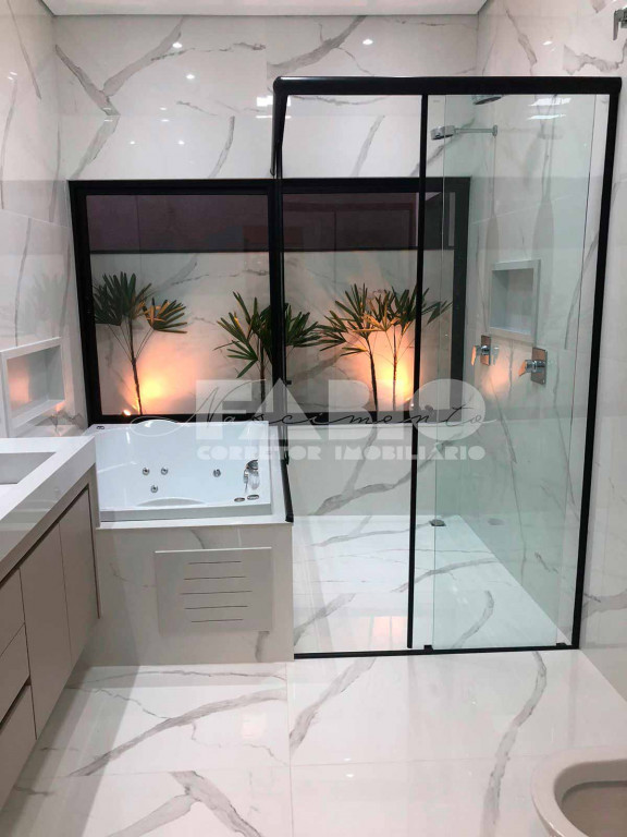 Casa de Condomínio com 4 quartos à venda, 248m² — foto 11 de 18