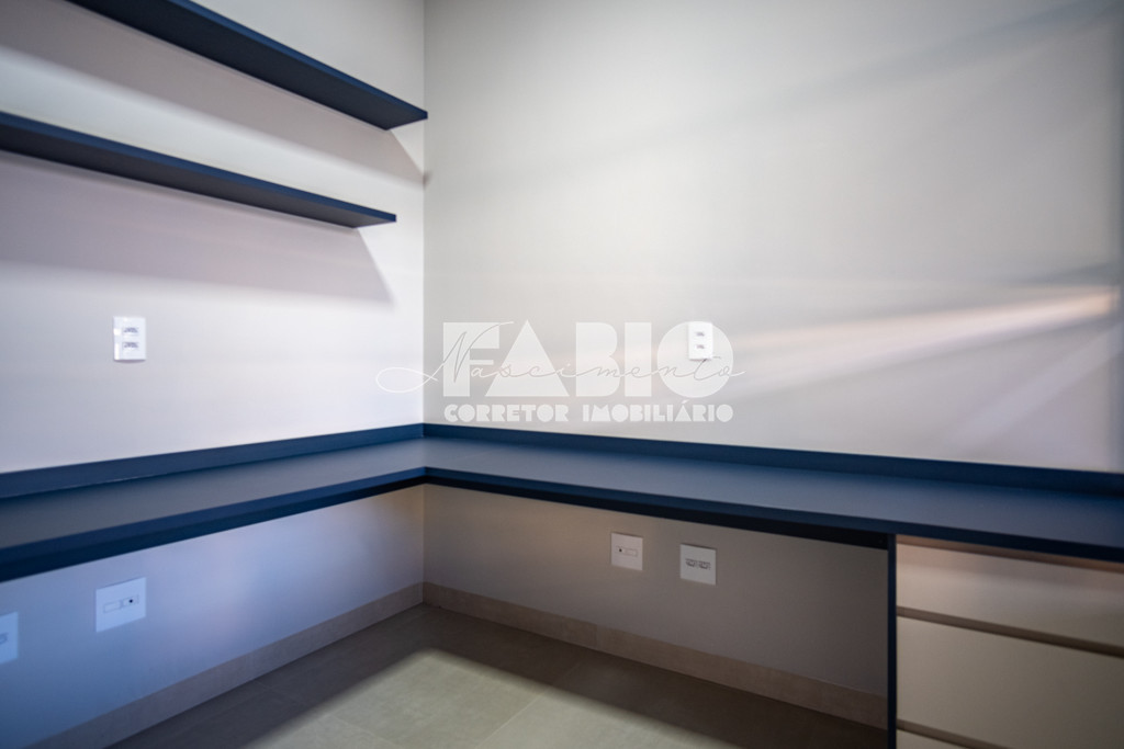 Casa de Condomínio com 3 quartos à venda, 246m² — foto 7 de 26