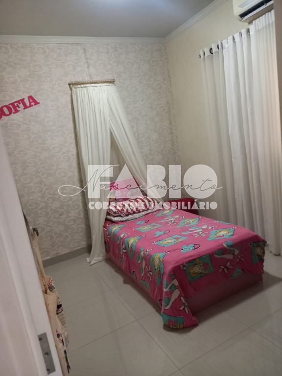 Casa com 4 quartos à venda, 200m² — foto 6 de 17