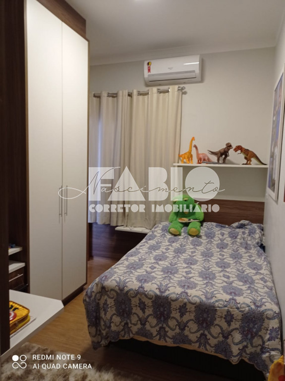 Casa de Condomínio com 3 quartos à venda, 200m² — foto 4 de 29